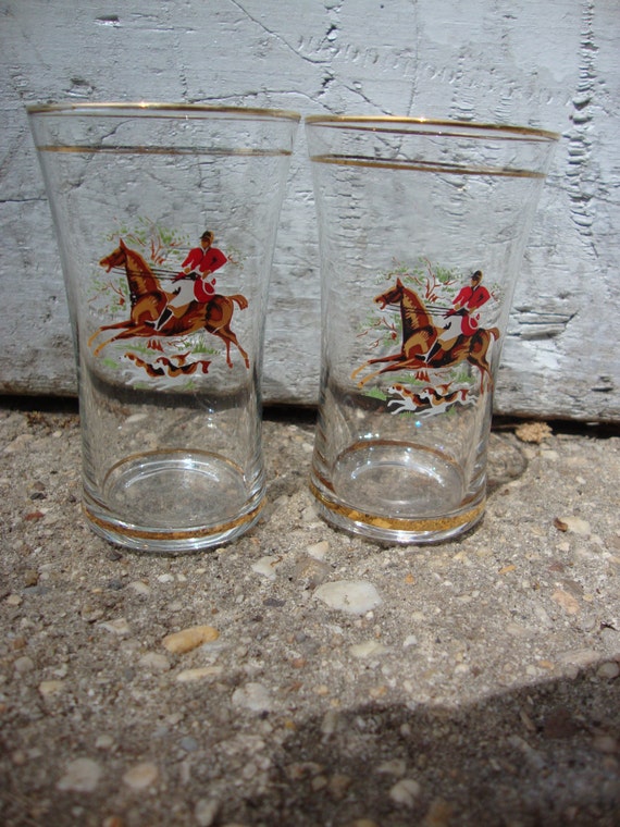 Pair of Small Fox Hunting Motif Glasses Drinking Glasses Cups