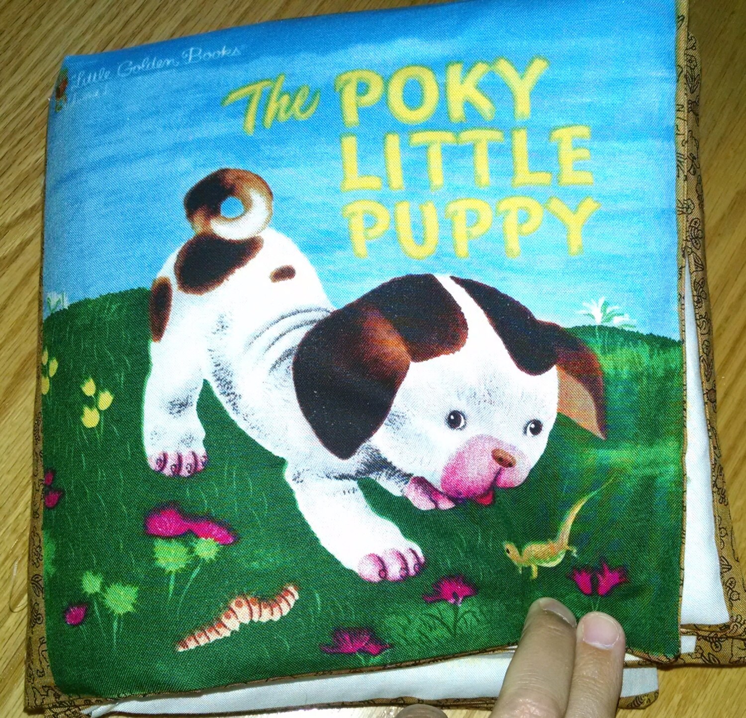 The Poky Little Puppy Cloth book Item BK150059