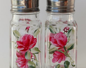 hand painted salt and pepper shakers roses