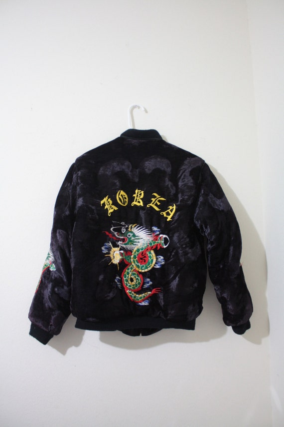 vintage 80s crushed velvet asian embroidered korea tour bomber vintage 80s crushed velvet asian embroidered korea tour bomber