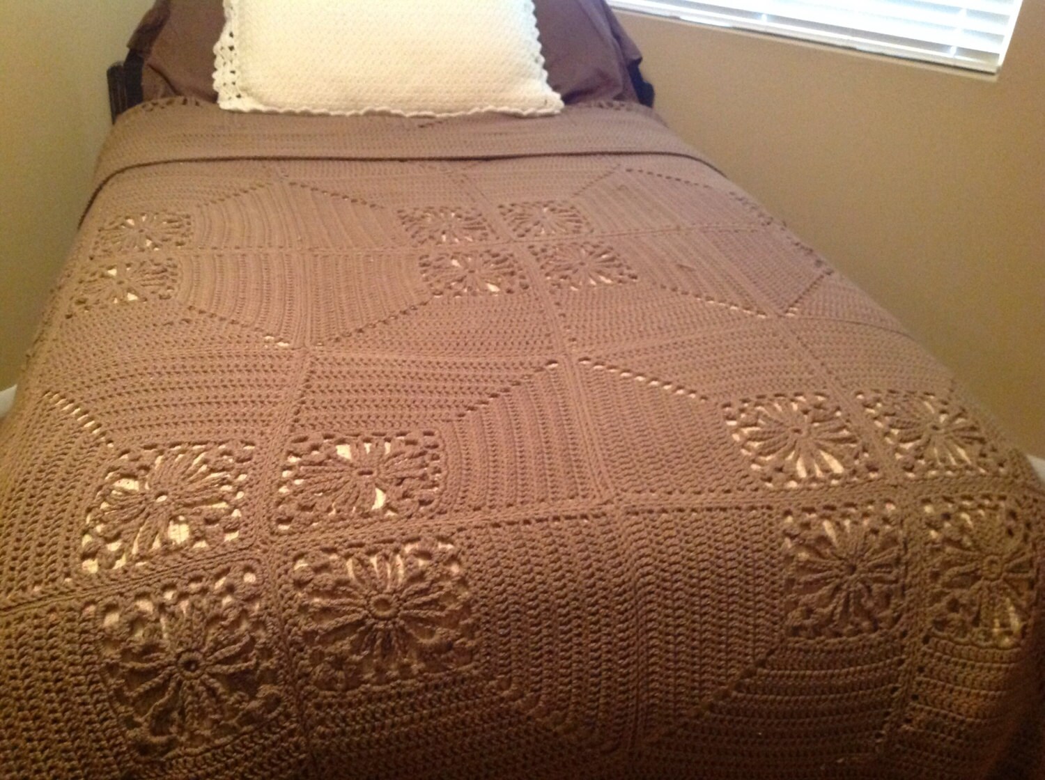 Full/Queen Crochet Bed Cover by S8infinity on Etsy