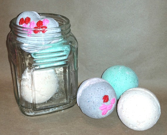 items-similar-to-gift-basket-bath-bomb-gift-basket-essential-oil-bath