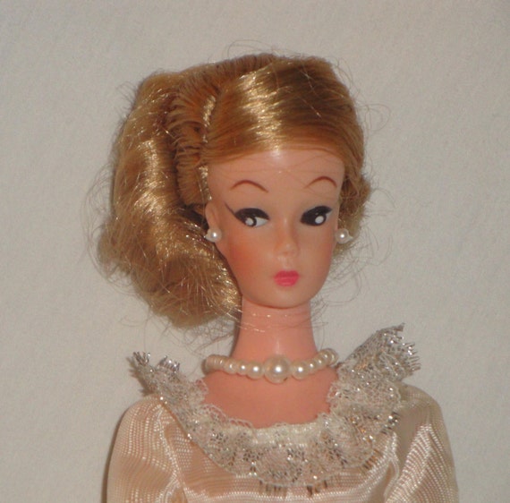 1960s Uneeda Wendy Doll