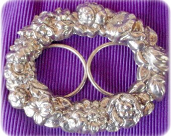 Larg Gold Scarf Clip with Repousse Flowers