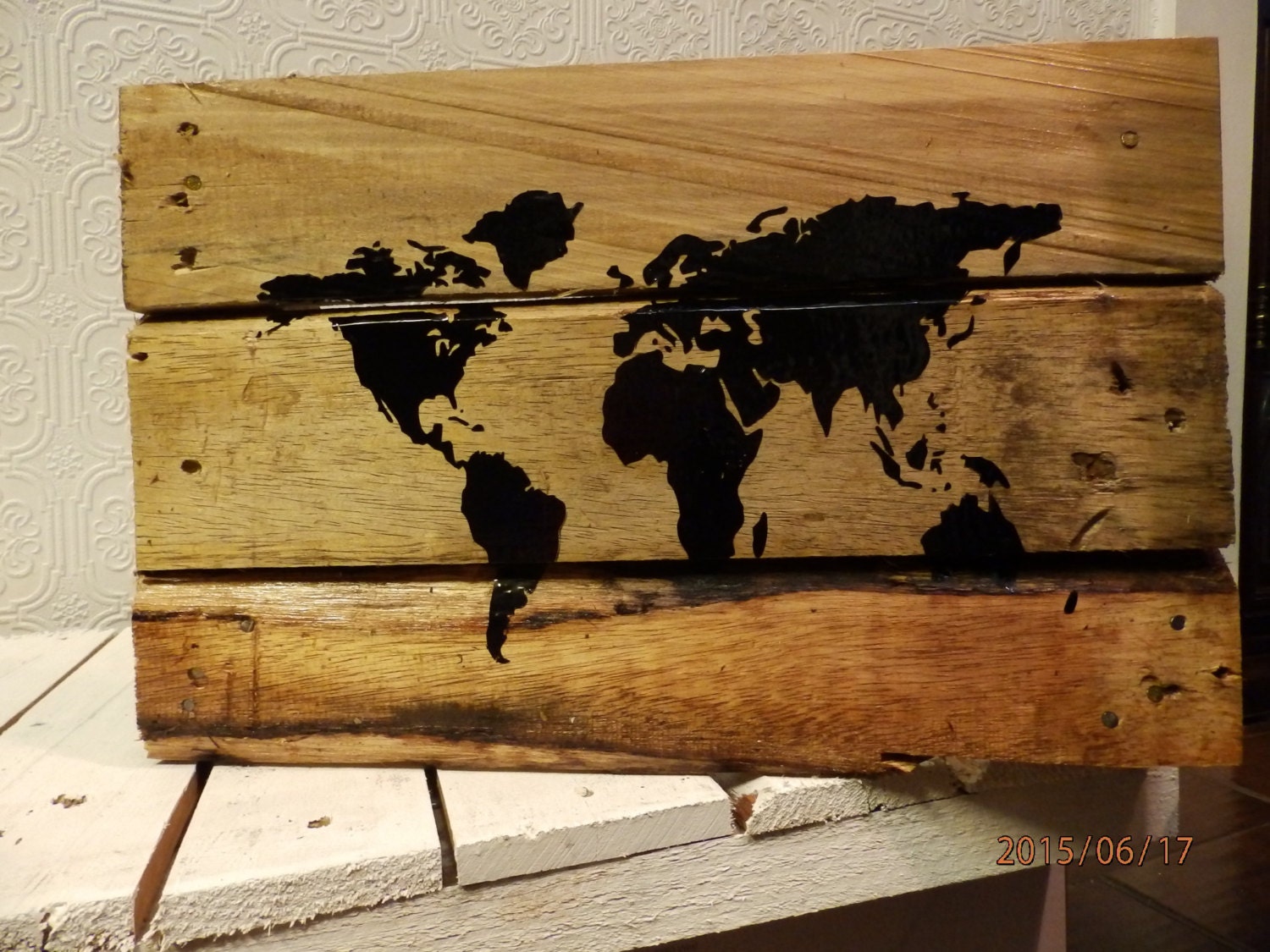 Pallet World Map by Shabbyholicdecor on Etsy