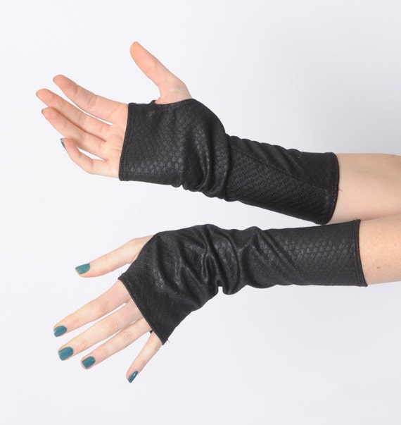 Black shiny arm warmers Shiny black fingerless gloves by Malam