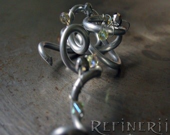 Metal Boutonniere: Industrial Chic for the Modern Groom