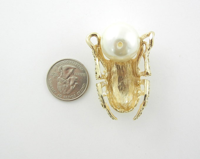 Double Link Scarab Holding Large Pearl Pendant Rhinestones