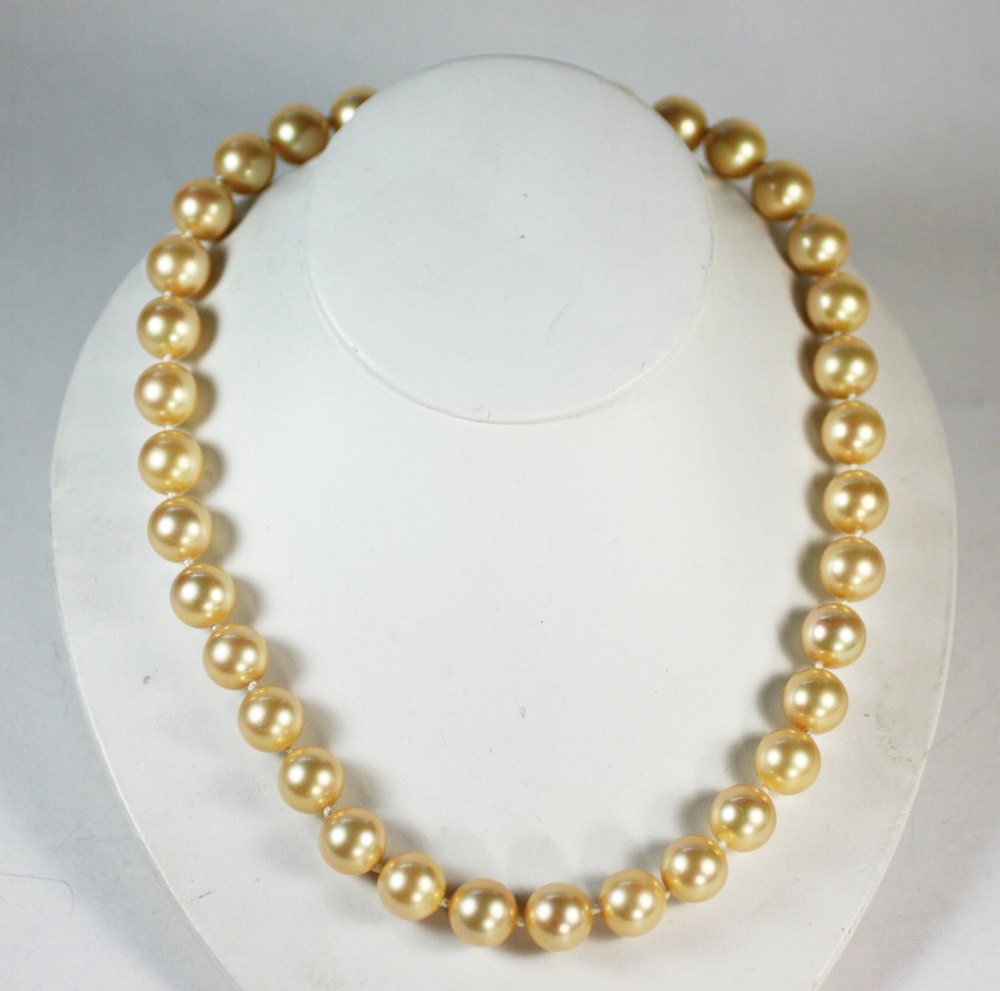 Stauer Faux Pearl Necklace Golden Yellow Beads by PastSplendors