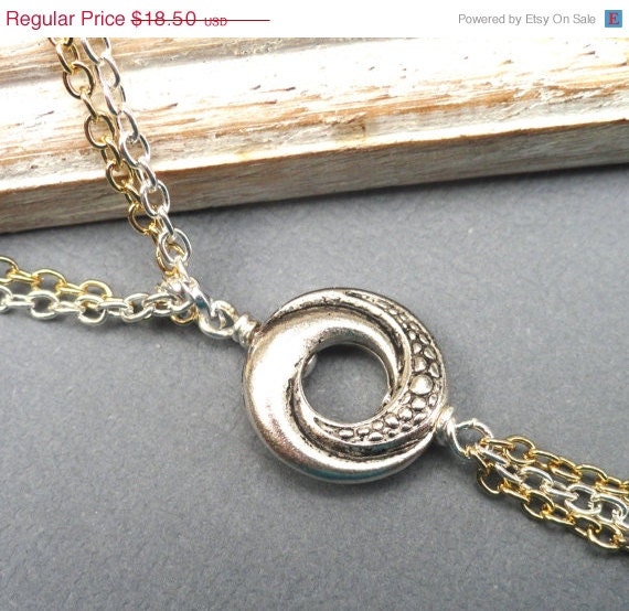 CIJ SALE Vesper's Algerian Love Knot Necklace by Kikiburrabeads