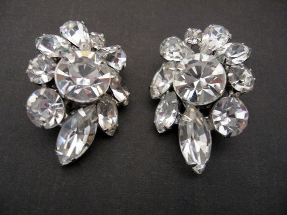 vintage kramer rhinestone earrings