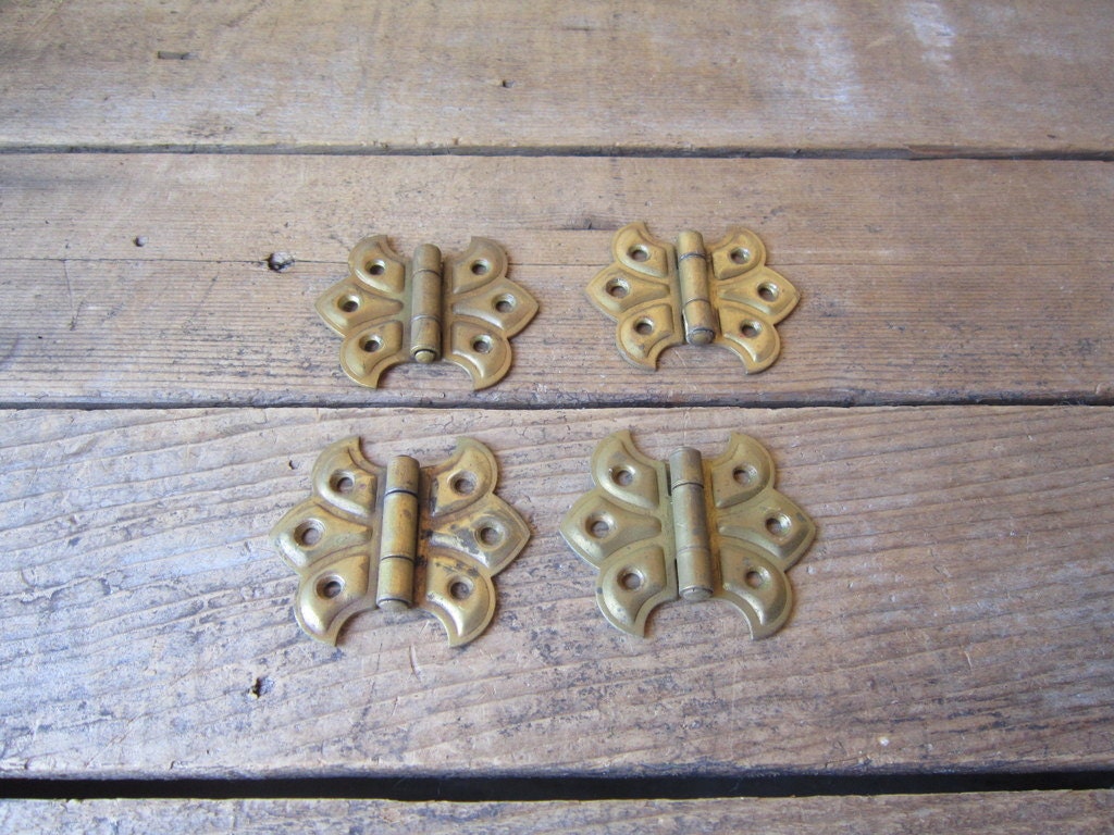Dophee 10 Pack Vintage Butterfly Hinges – 2.24x1.22 Inch Antique Bronze Small Decorative Hinges With Screws For Jewelry Box, Cabinet, Trunk, Toolbox, Gift Box