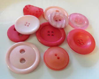 10 Pretty Pink Jumbo Buttons Assorted Round Crafting Sewing Buttons