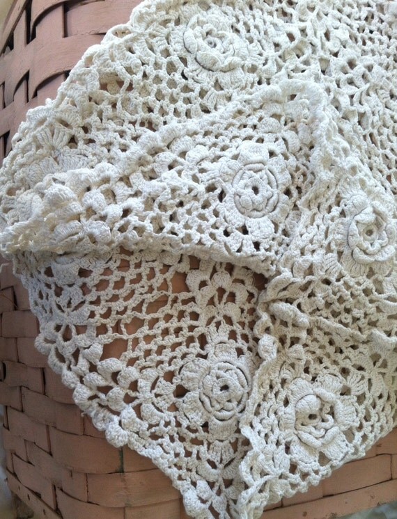 Antique Ivory Lace Pillowcover Vintage Victorian Floral Home