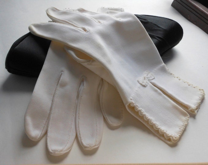 FREE SHIPPING Van Raalte gloves white unusual uncut salesmen samples or straight from factory floor, bow and scalloped edges.