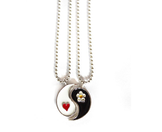 Yin Yang Friendship Necklace Come as two pieces 90s