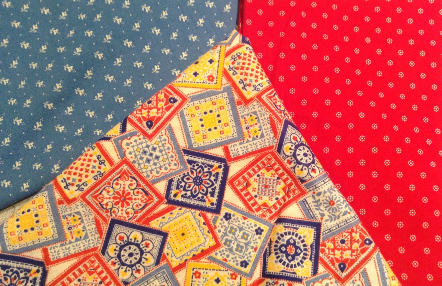 Vintage calico Quilting fabric Bundle 1.5 yards from PeachPalaceDesigns