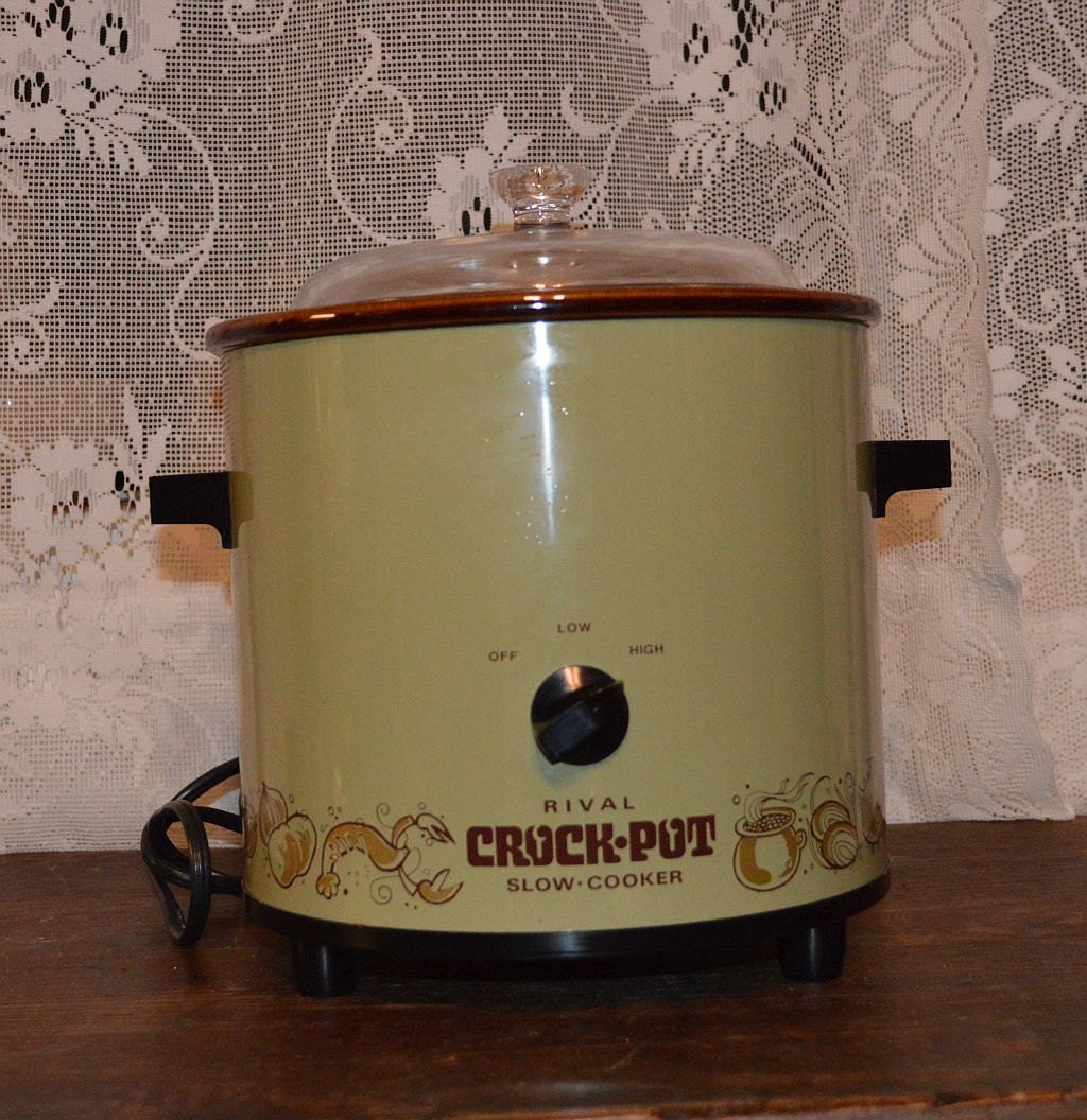 Vintage Rival Crock Pot slow cooker Model 31001 avocado green