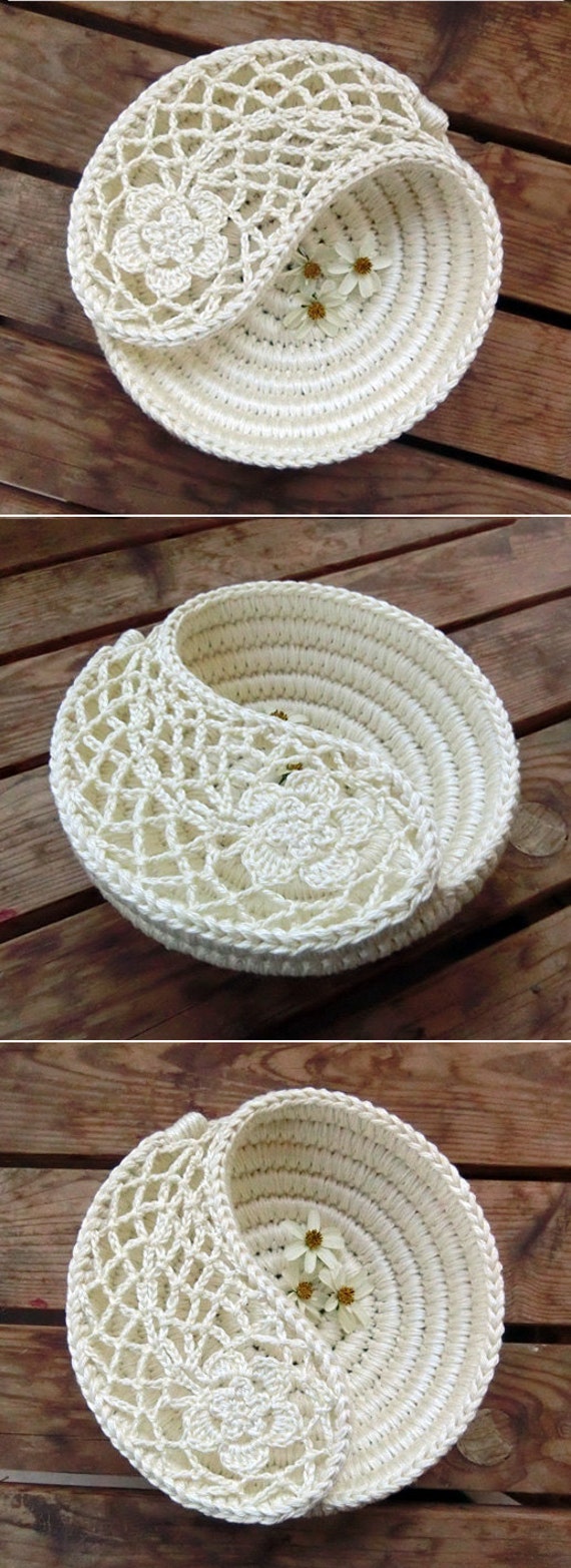 Crochet Photo Tutorial - Yin Yang Paisley Jewelry Dish 6". Crochet Jewelry Holder, Jewelry Plate, Trinket Box, DIY Gift Crochet Patterns.