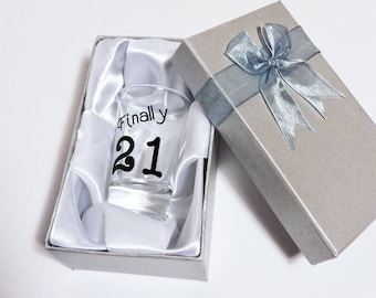 21st Birthday Gifts, 21st Birthday shot glasses, Personalized Shot Glass, 21st birthday party favors