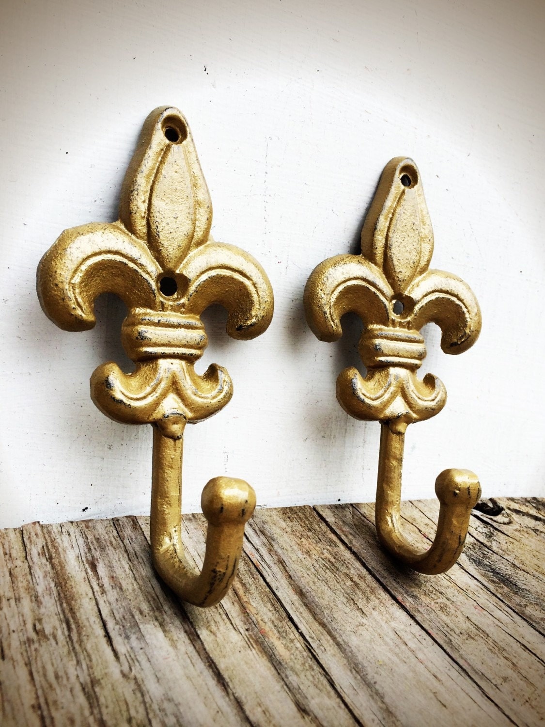 BOLD fleur de lis wall hooks // Shimmering antique gold