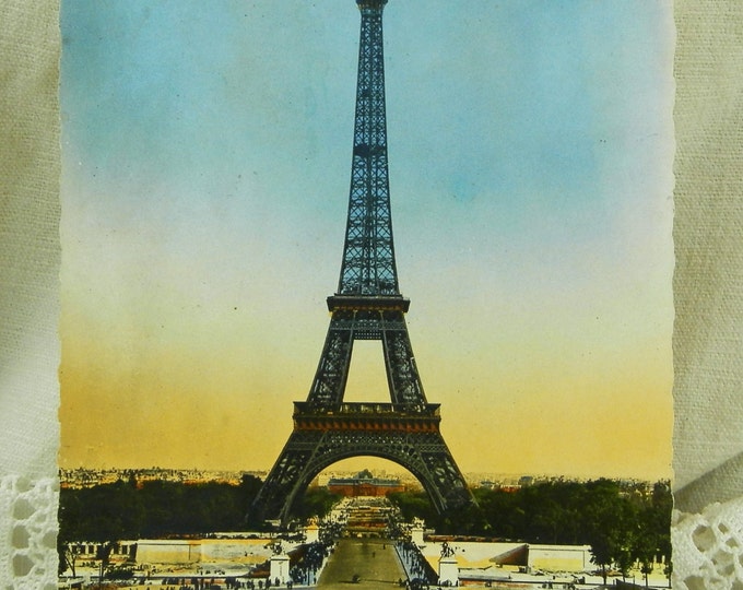 Vintage Unused Mid Century Colored Black and White Postcard of the Eiffel Tower in Paris France, Parisian Retro Vintage Home Decor