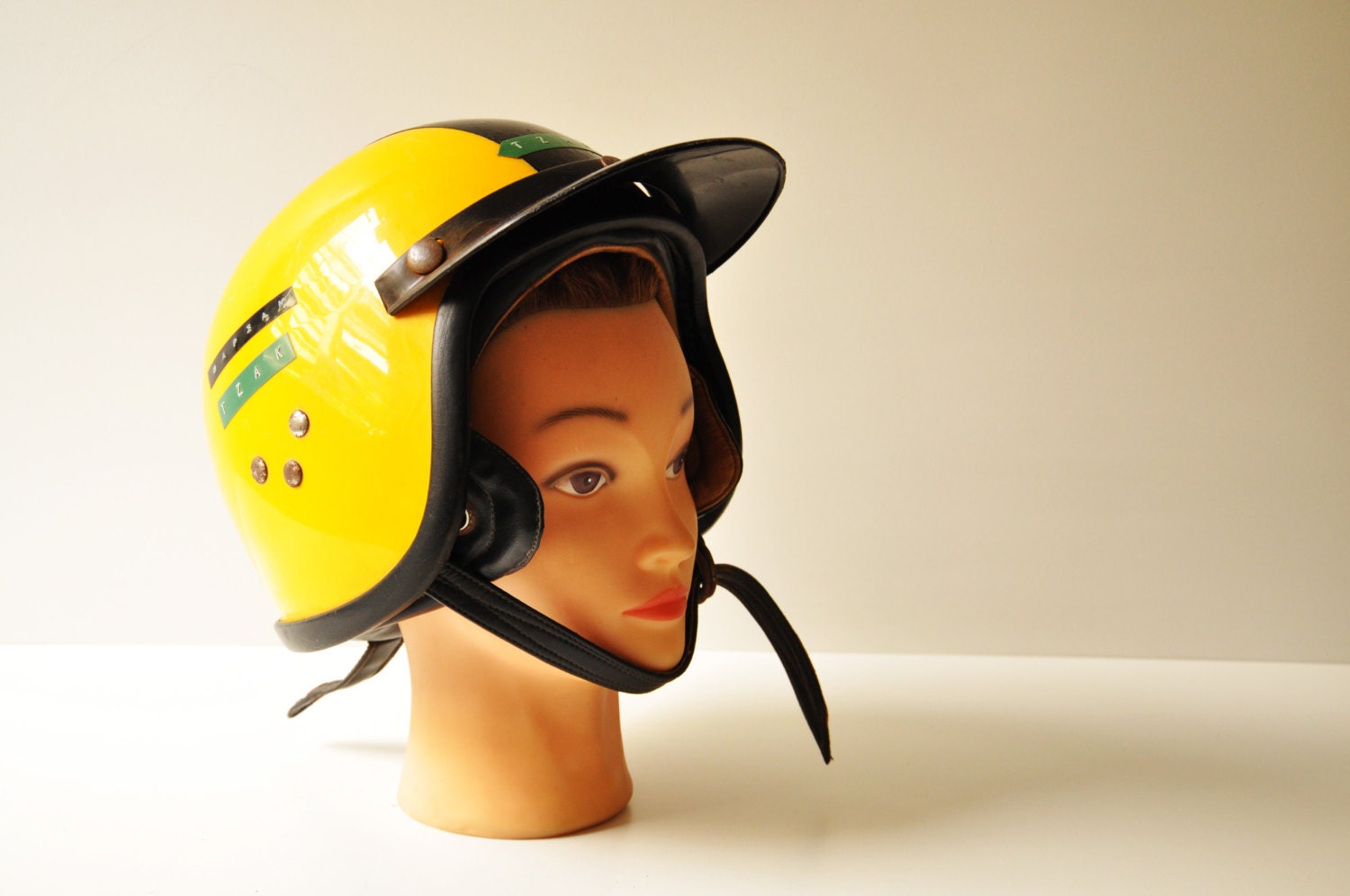 Vintage Bright Yellow Everest Motorcycle Half Helmet Racing