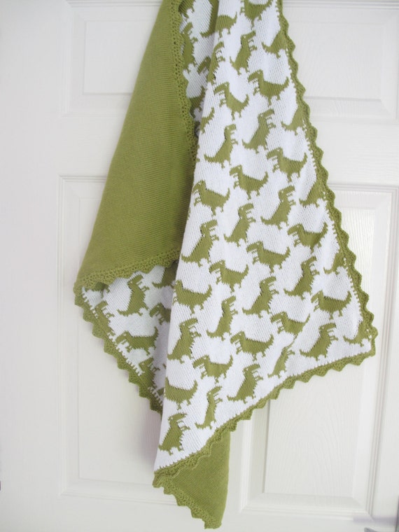 100% cotton knitted dinosaur blanket with a crochet by Pavlaknits