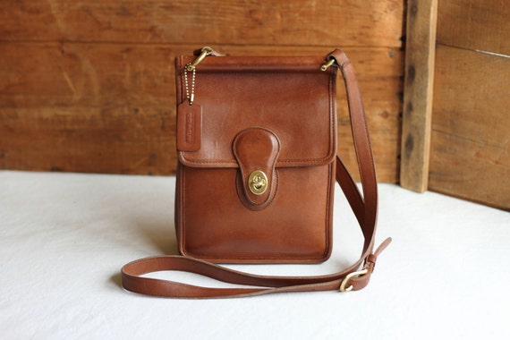 coach classic cross-body