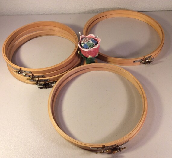 Vintage Wood Embroidery Hoops Round x 8 by VintagePickin on Etsy