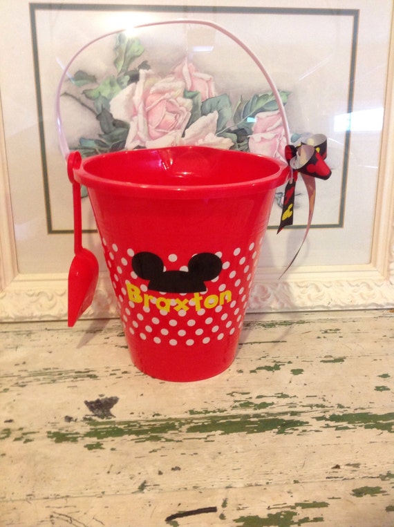 minnie mouse sand bucket