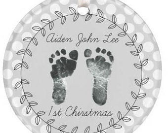 Personalized Baby Christmas Ornament, Baby Gift, 1st Christmas Ornament, Christmas Ornament, Baby Feet Ornament, Baby Shower Gift, Baby 1st