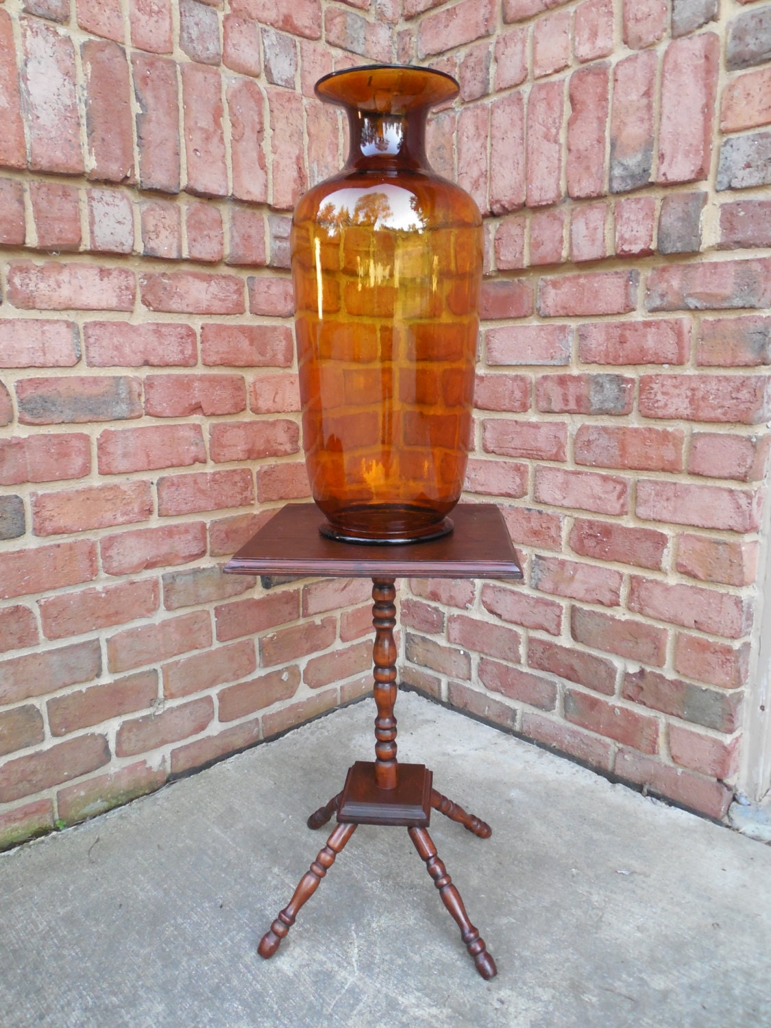 Vintage Mid Century Modern Amber Glass Floor Vase A Superb 