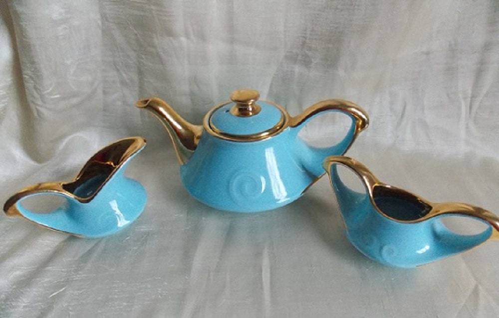 MidCentury Teal Blue Tea Set / Teapot / by InvitinglyVintage