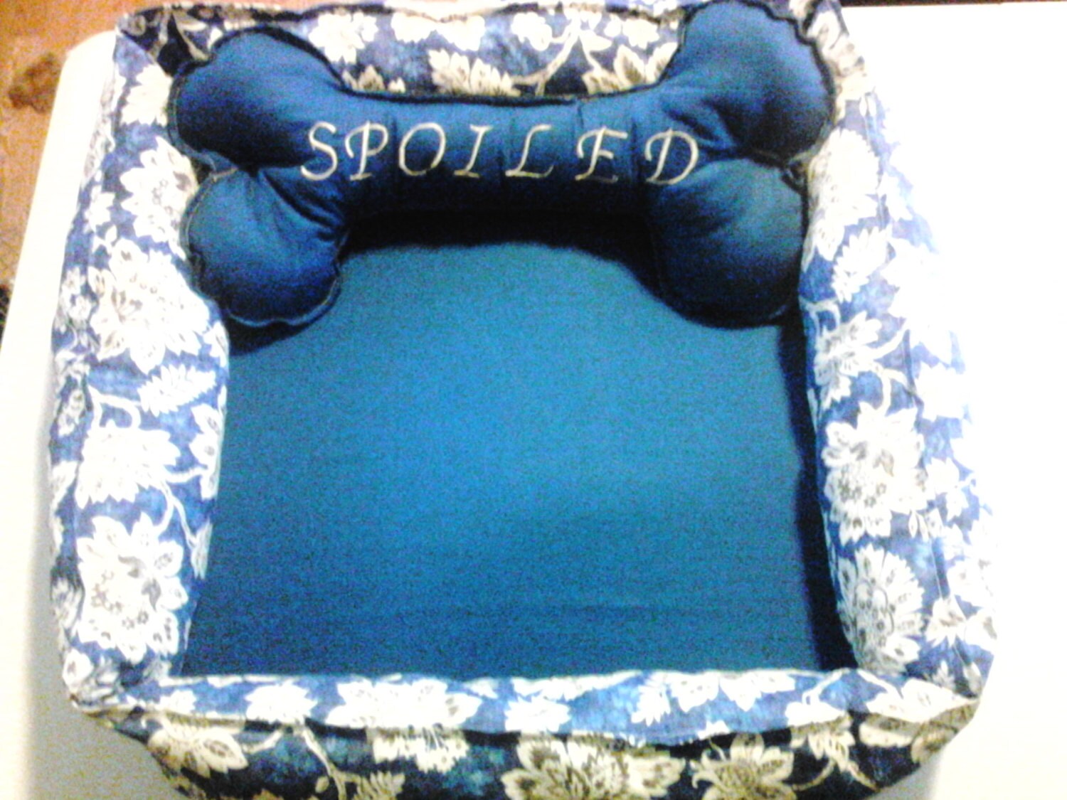 20 Designer Fabric Rail Bed w/2 Removable Mat and