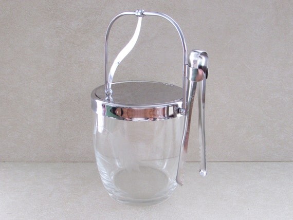 Vintage Sasaki Wheat pattern crystal ice bucket Japanese