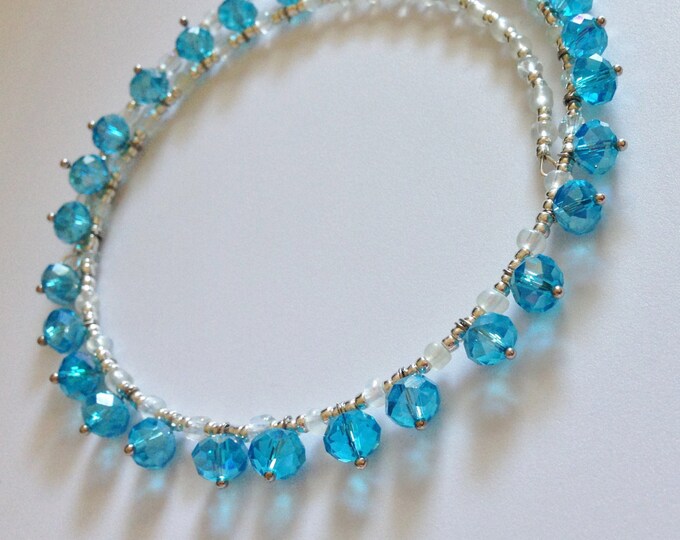 blue crystal with silver glass bead memory wire necklace