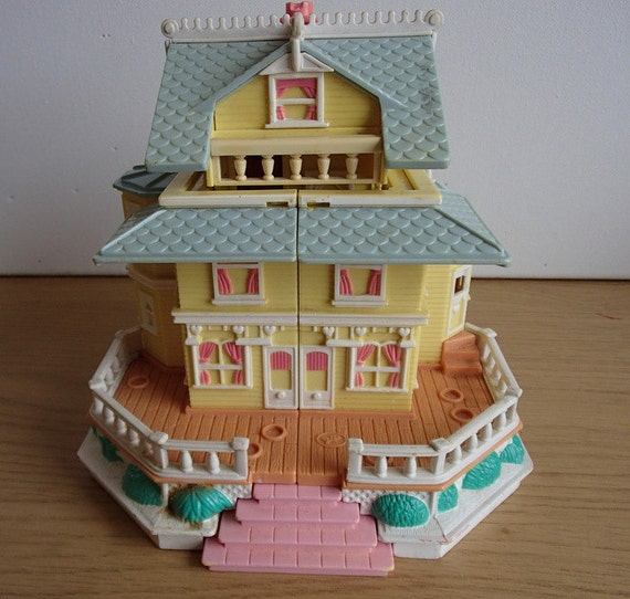 Vintage 1980s Polly Pocket Mansion Hotel Three by GiorgannasAttic