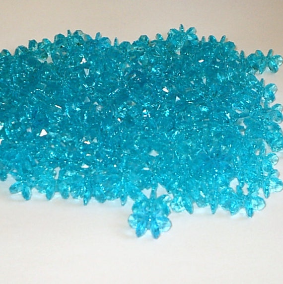 200 STARFLAKE BEADS 12mm Turquoise Sunburst Paddle