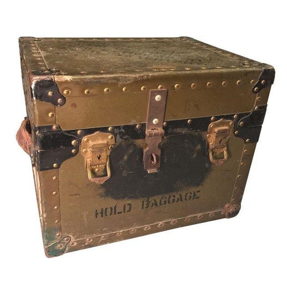 Vintage Army Foot Locker