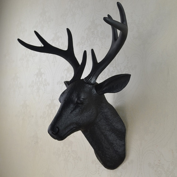 Faux Bois De Cerf : Resin Deer Heads for Wall Decor Faux Bois De Cerf : Resin Deer Heads for Wall Decor