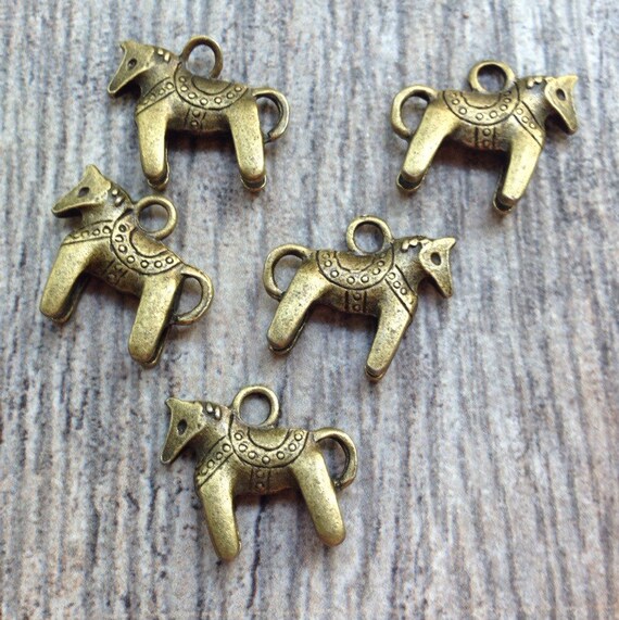 Retro Style Antique Bronze Horse Charm Pendants