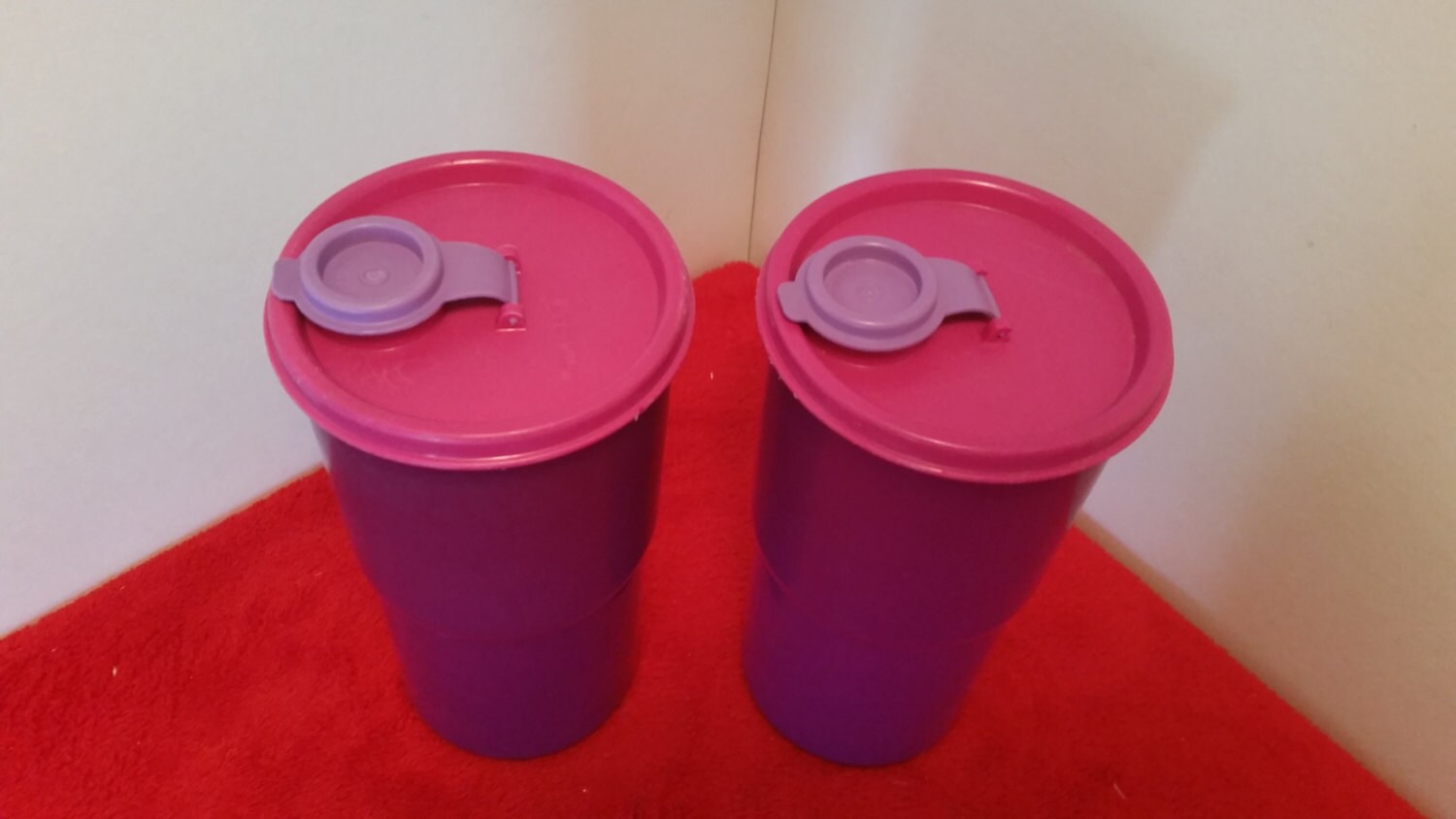 Vintage tupperware thirstquake 30 ounce tumblers with lids