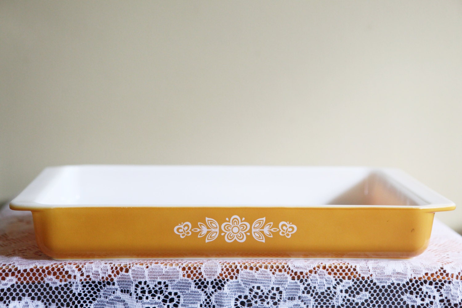 Pyrex Butterfly Gold Lasagna Dish 933 Baking Casserole Dish