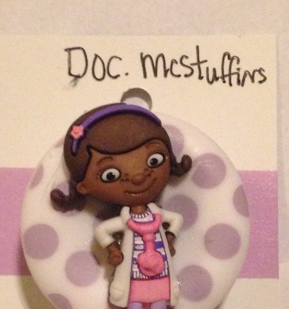 Disney's Doc McStuffins retractable nurse doctor badge