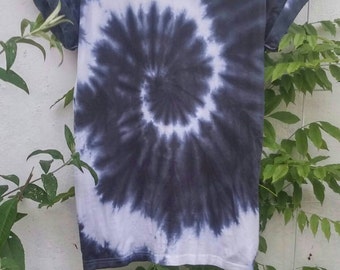 The Black Snake Tie Dye Shirt, black fashion, indie, grunge