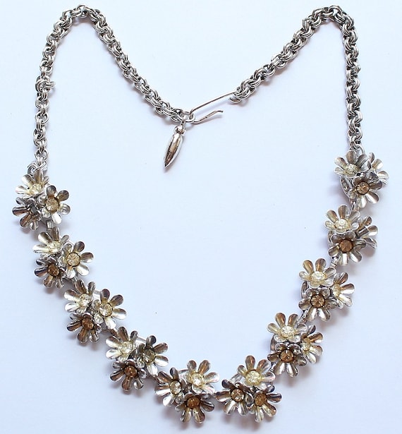 Vintage Silver Tone Flower Floral Rhinestone Necklace by paststore