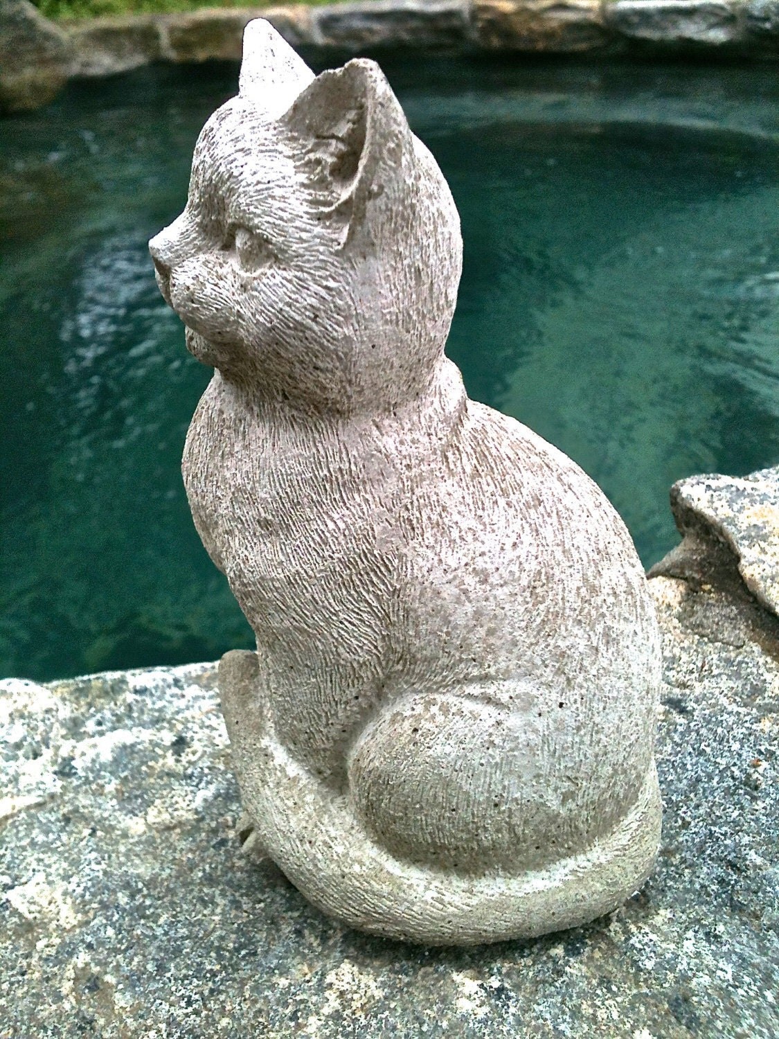 Cute sitting cat statue concrete garden decor cat memorial