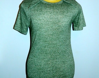 vintage 1970s muscle shirt / green heather Johnny collar t- shirt / Levis Panatela Top / Slim fit