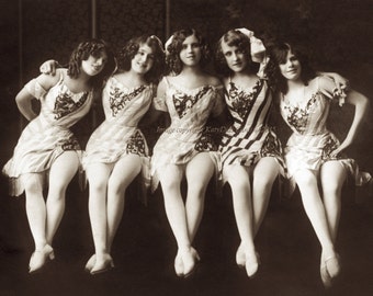 Atlantic City Bathing Beauties Turn of Century by KatyDidsCards